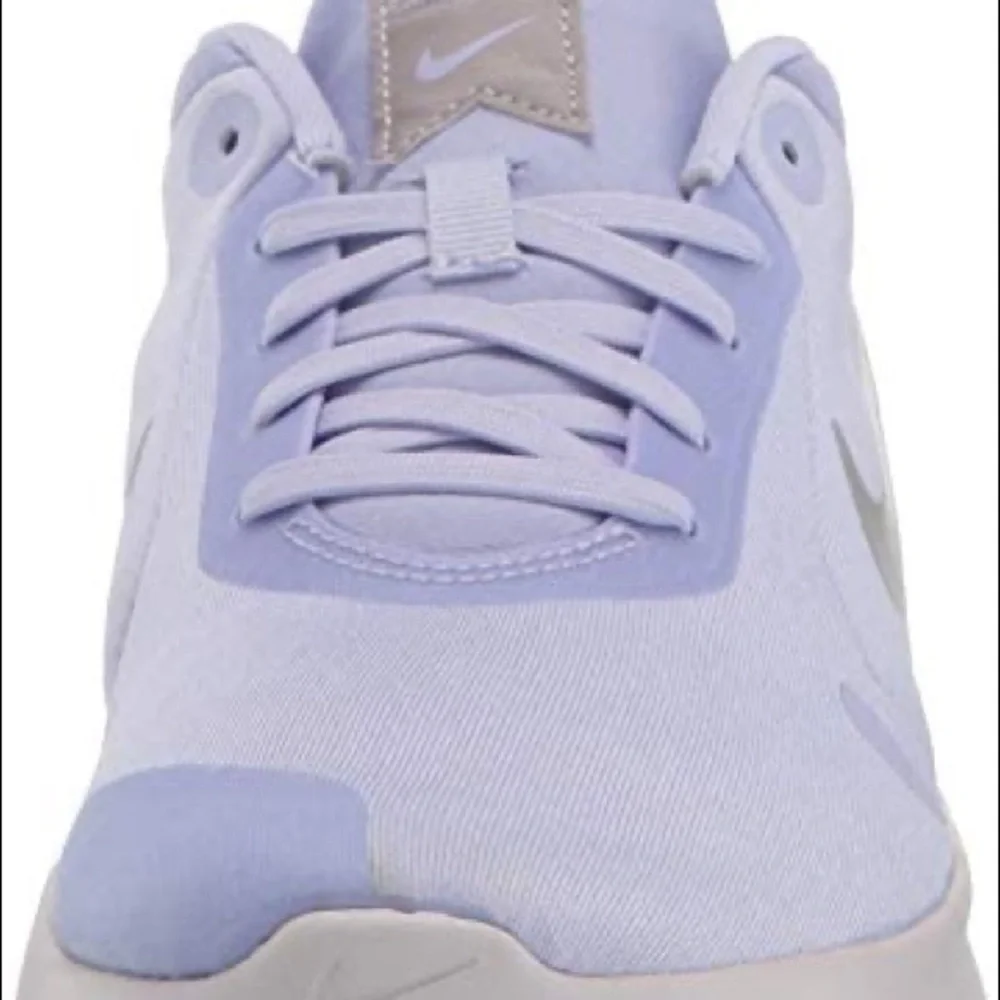 WOMENS US 7.5 NIKE SNEAKERS IN PURPLE❗️